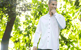 Dress Shirts: To Tuck or leave Untucked?